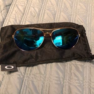 Women’s Oakley Feedback Polarized Sunglasses